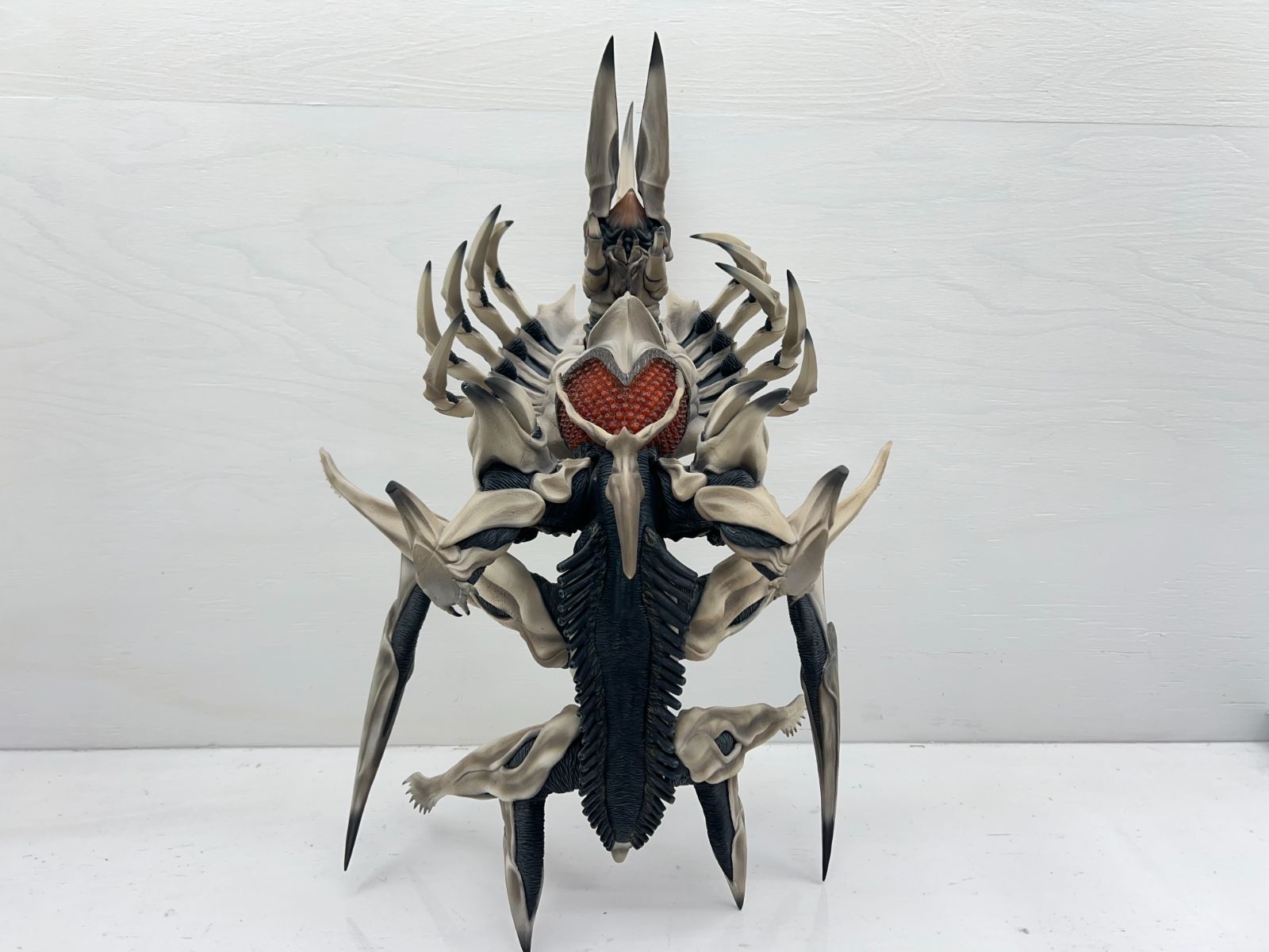 【未使用品】大怪獣シリーズ レギオン 完成品フィギュア[エクスプラス]通常版 大怪獣シリーズ レギオン 完成品フィギュア[エクスプラス]【送料