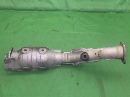 中古の触媒コンバーターです。 ADバン 触媒 コンバーター キャタライザー セール エキゾーストパイプ