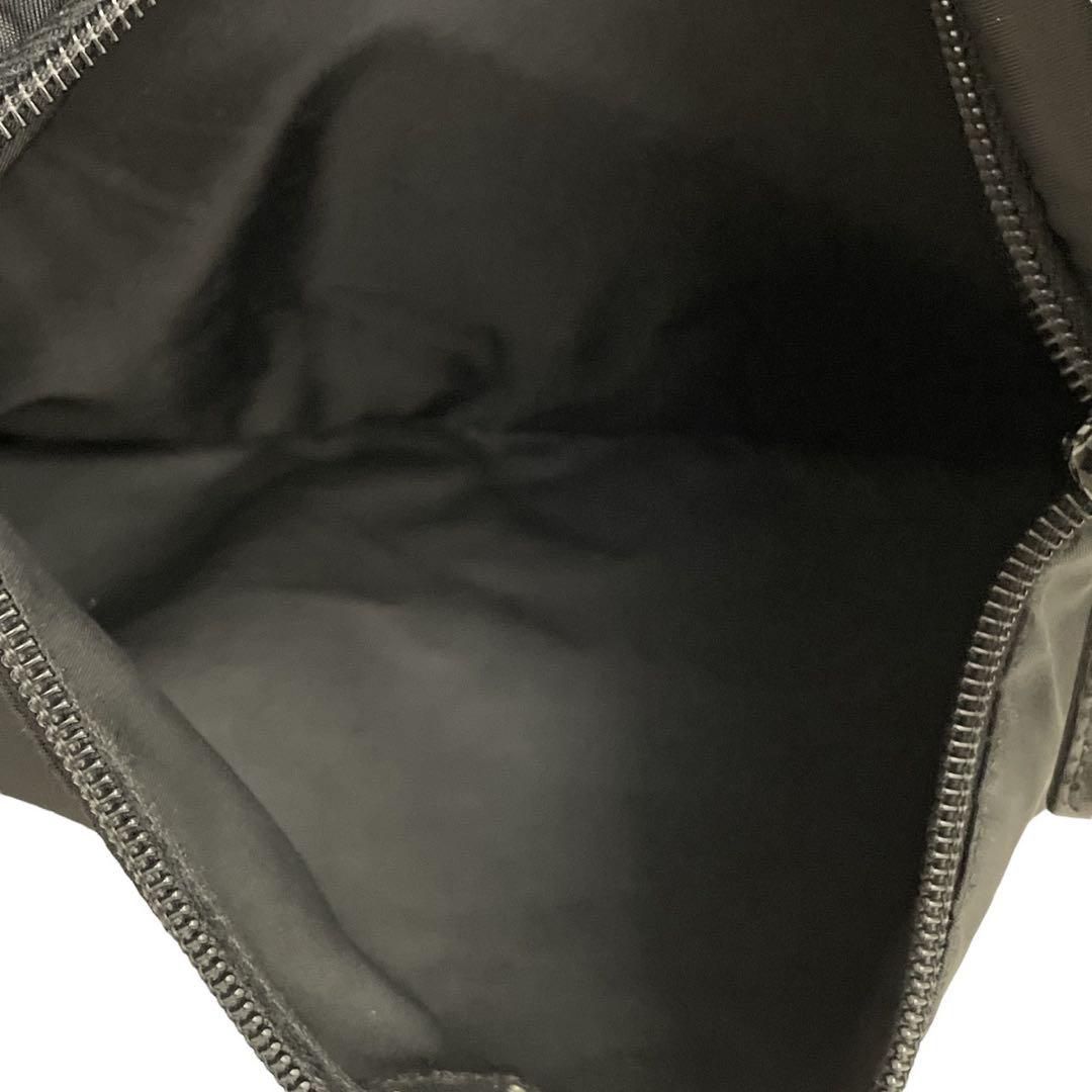 価格交渉/質問大歓迎♪】プラダ 三角ロゴ ナイロン メッセンジャー