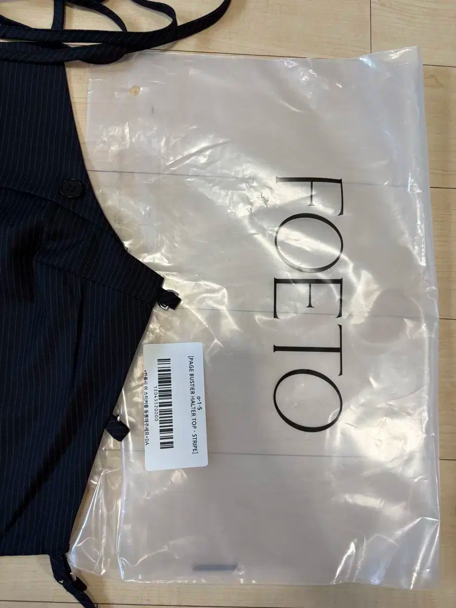 ホルター トップス