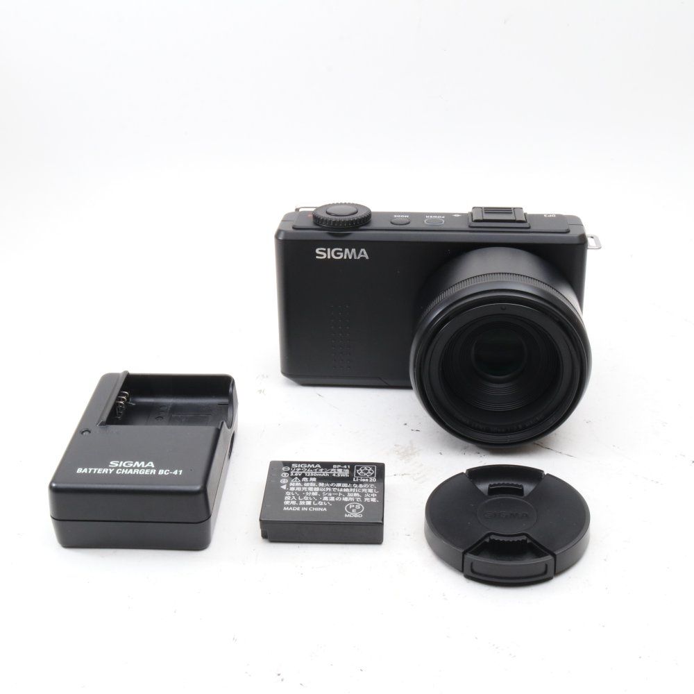 Sigma ＊ シグマ DP3 Merrill 美中古品 中望遠 デジタルカメラ 楽天