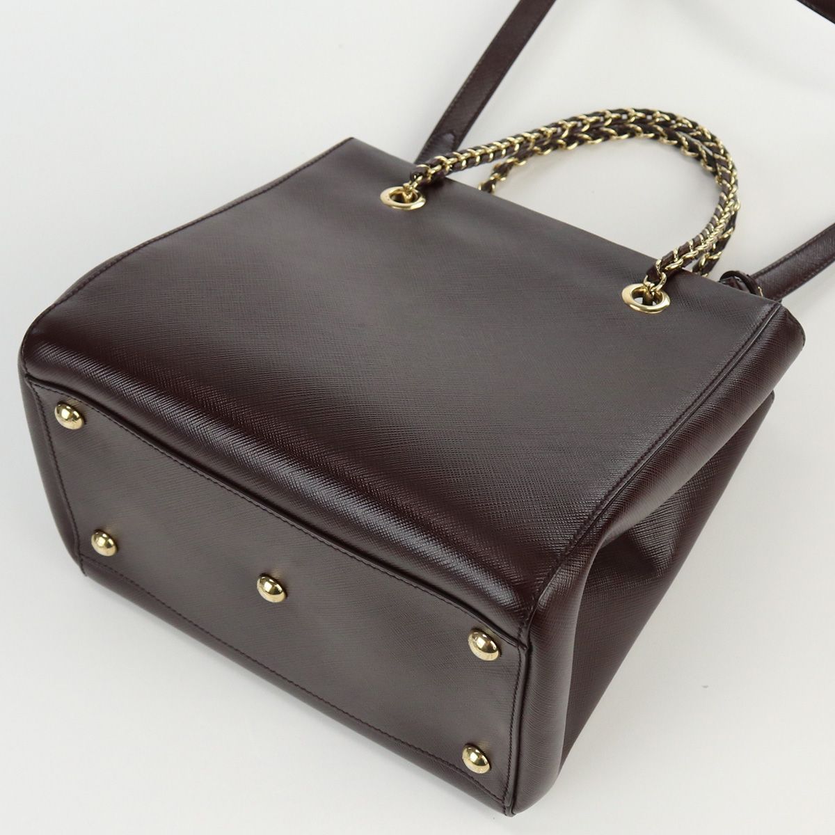 【極美品】フェラガモ トートバッグ　ヴァラ　チェーン　レザー　2way マゼンタ fujino-y-shop_fer-8111-2023298
