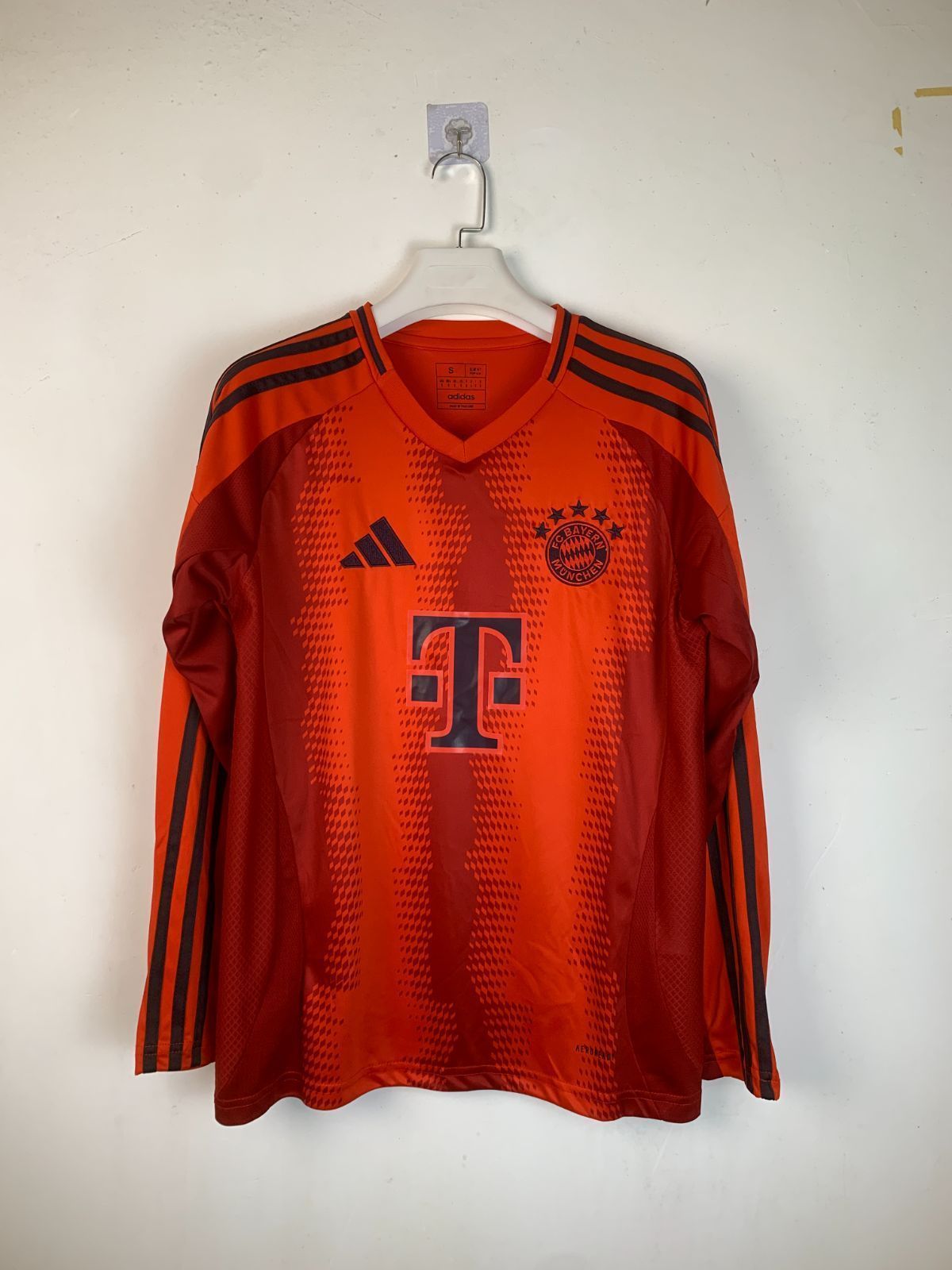 新品未使用 サッカー ユニフォーム 長袖 バイエルン ミュンヘン