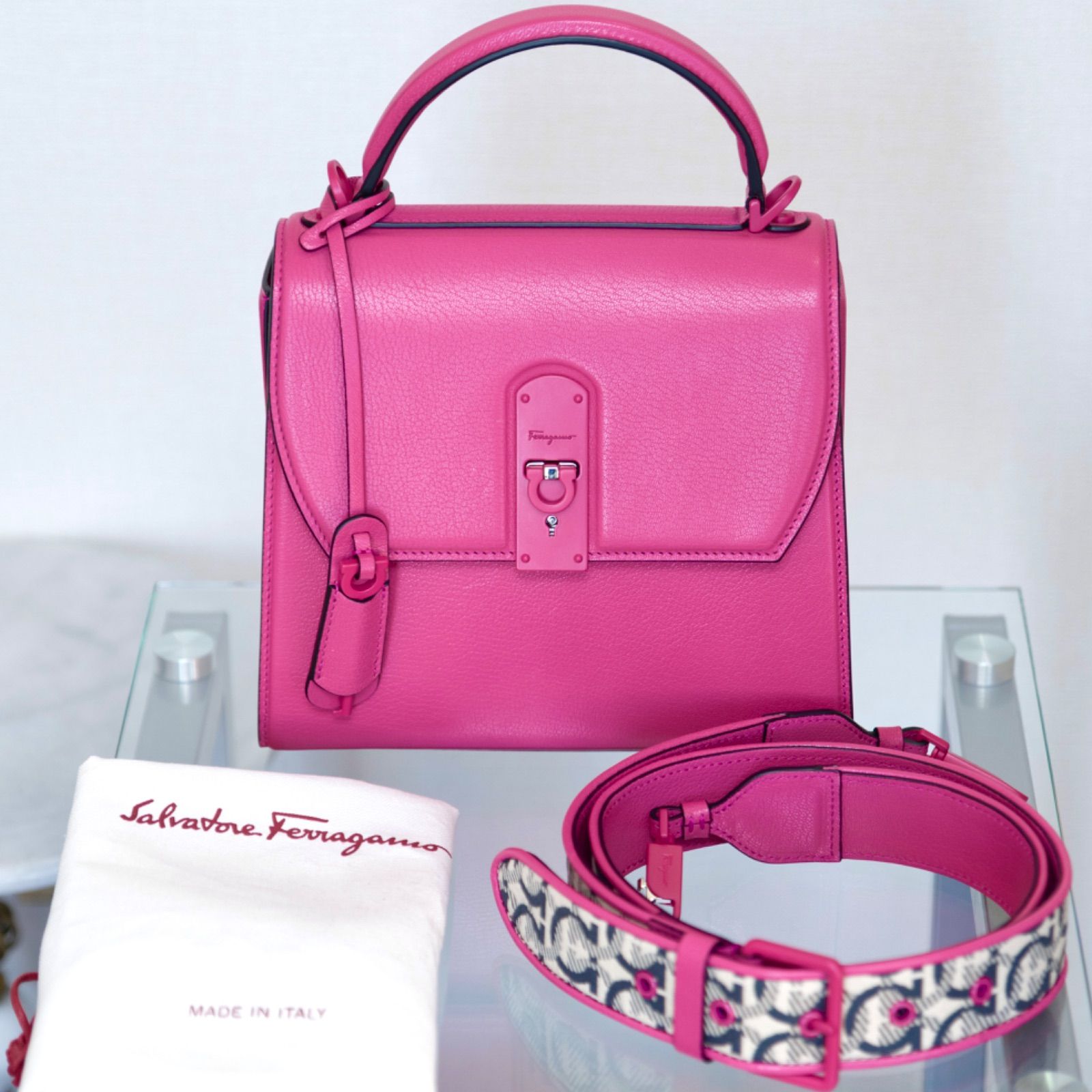 バッグ専用です☆     Ferragamo boxyz