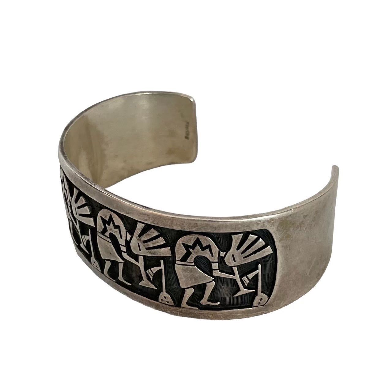 インディアンジュエリー　ホピ族　バングル　ココペリ　スターリングシルバー Sterling Silver スターリングシルバー バングル 銀 インディアン
