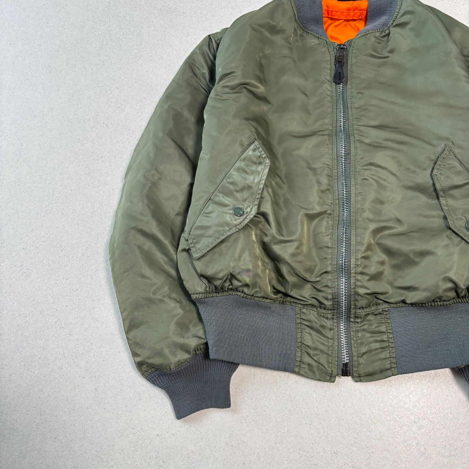 MA-1 80s ALPHA 旧タグ USA製 フライトジャケット ヴィンテージ ALPHA INDUSTRIES 80s ma-1 Lサイズ usa製 旧タグ フライト