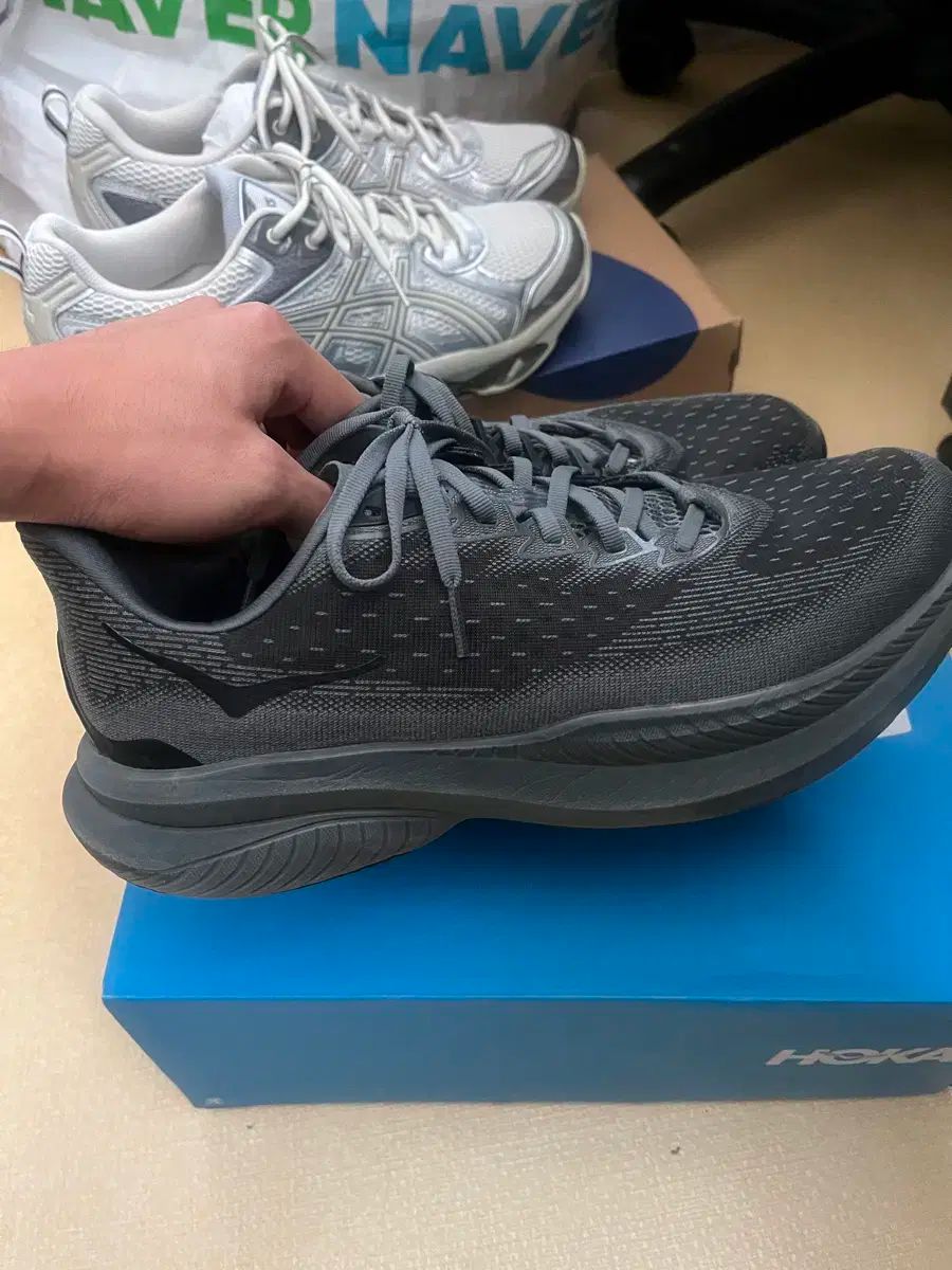 HOKA ONE ONE ホカオネオネ マッハ 6 LA 黒 285