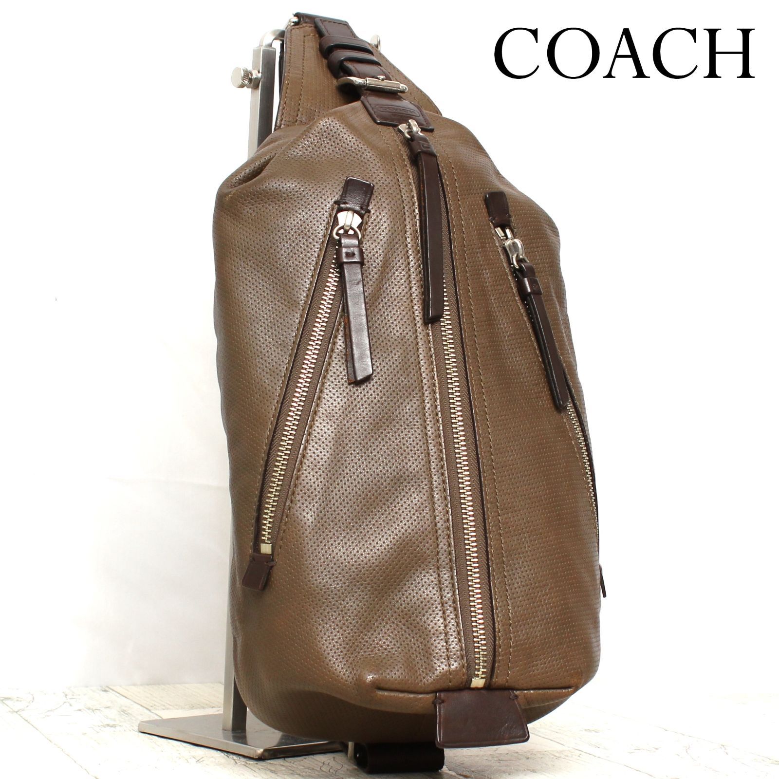 コーチ COACH ボディーバッグ トンプソン スリング パック パーフォレイテッドレザー パンチング 斜め掛けショルダー ショルダーバッグ a485