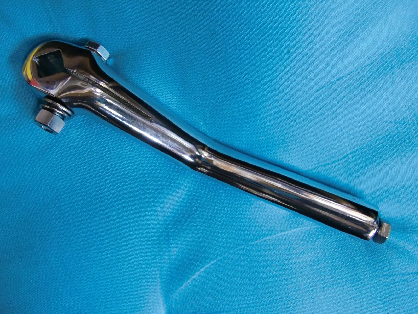 75018 へビーストローカークロームキックアーム FX/FL用（ハーレー旧車