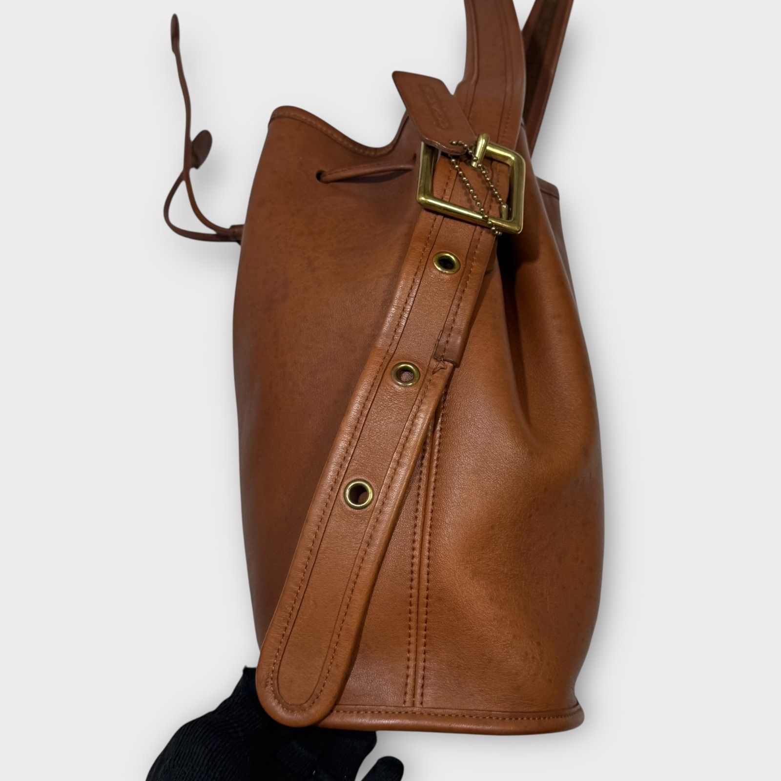 良品✨COACH オールドコーチ　ショルダーバッグ　巾着型　9952 トルコ製 良品！COACH オールドコーチ ショルダーバッグ 巾着型 9952