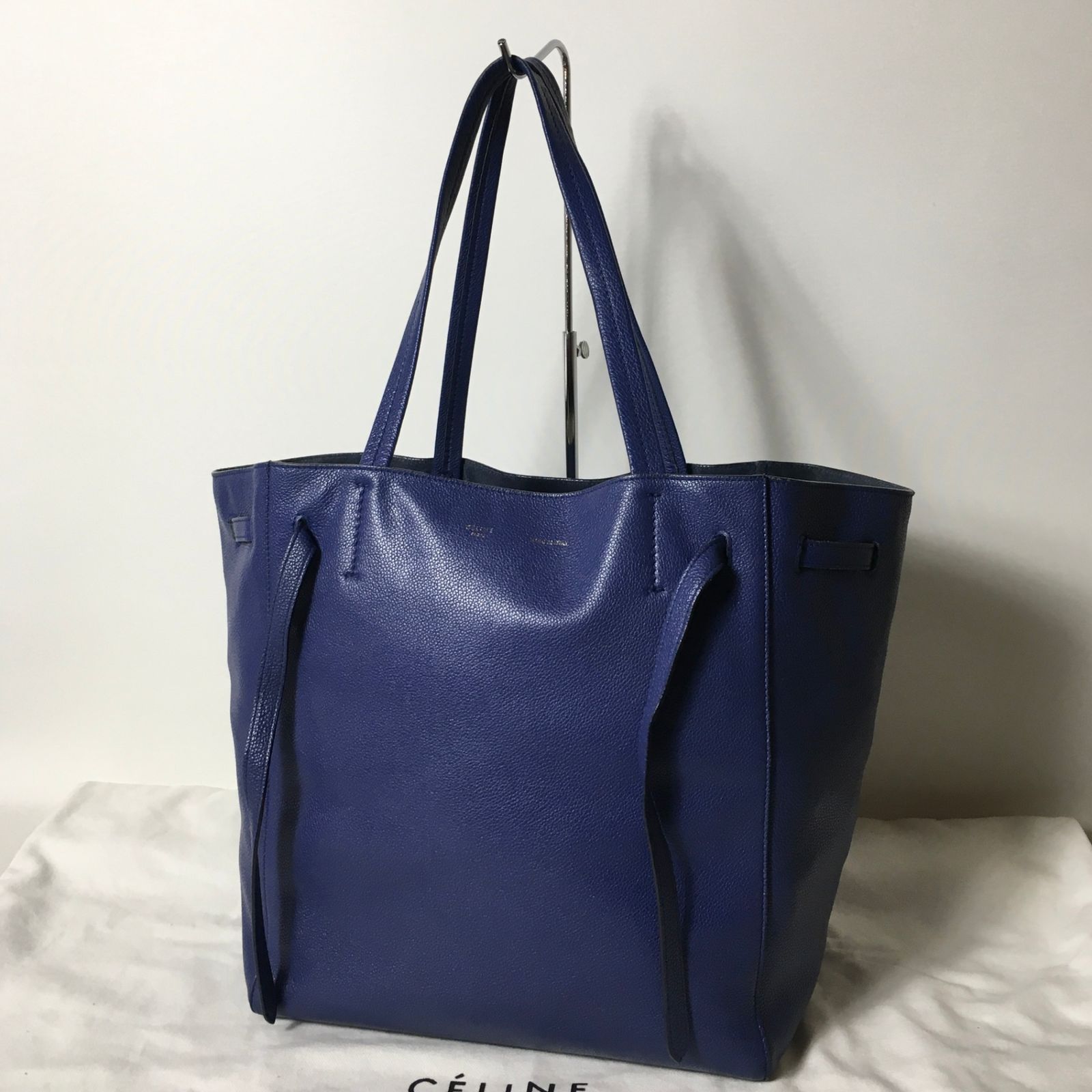 【美品】セリーヌ トートバッグ カバ ファントム レザー ブルー ロゴ セリーヌ カバファントムスモール レザー 濃青 トートバッグ