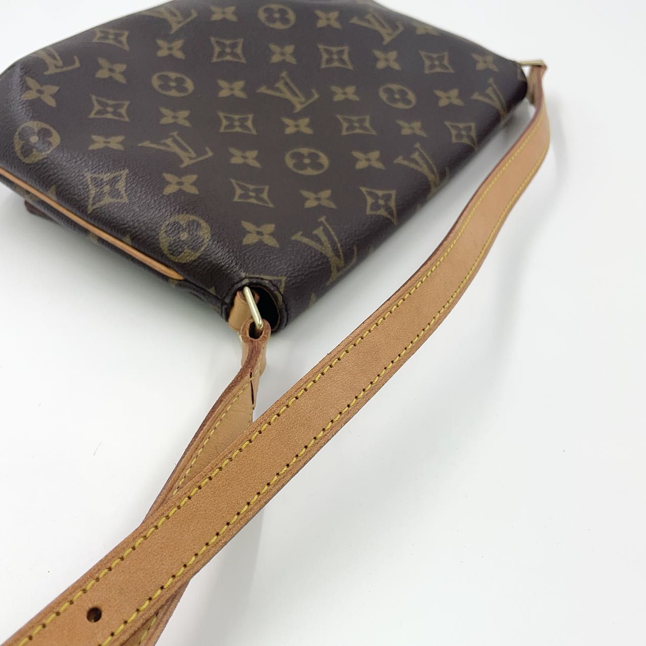 LOUIS VUITTON ミュゼットタンゴ ショートストラップ モノグラム モノグラム レザー×PVC ブラウン ショルダーバッグ ゴールド  M51257 - メルカリ