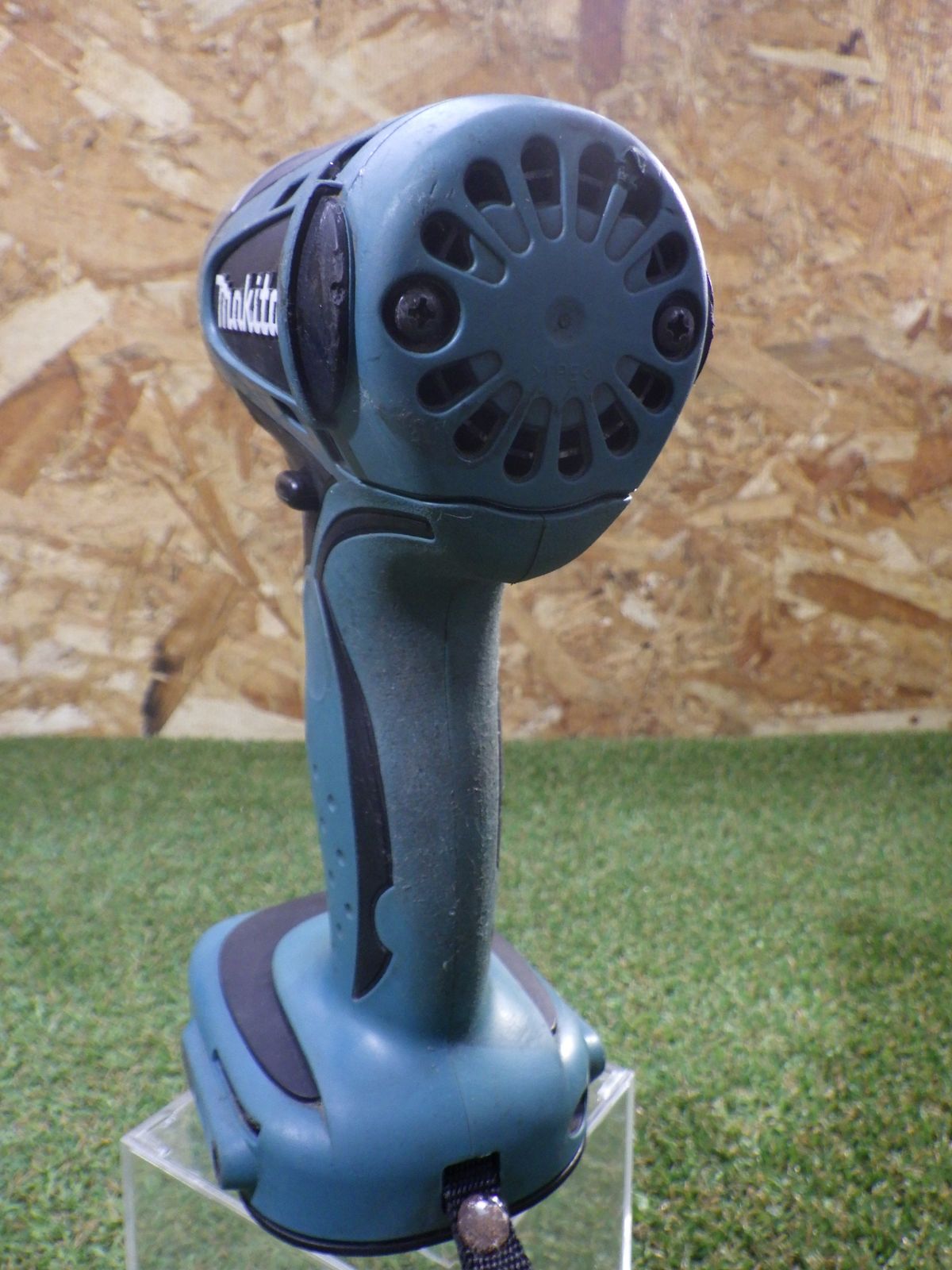 マキタ 充電式インパクトドライバ TD135DSHX 14.4V バッテリー2個 充電器 ケースセット 電動工具 動作 済 品 HRDEVELOPMENT_JP