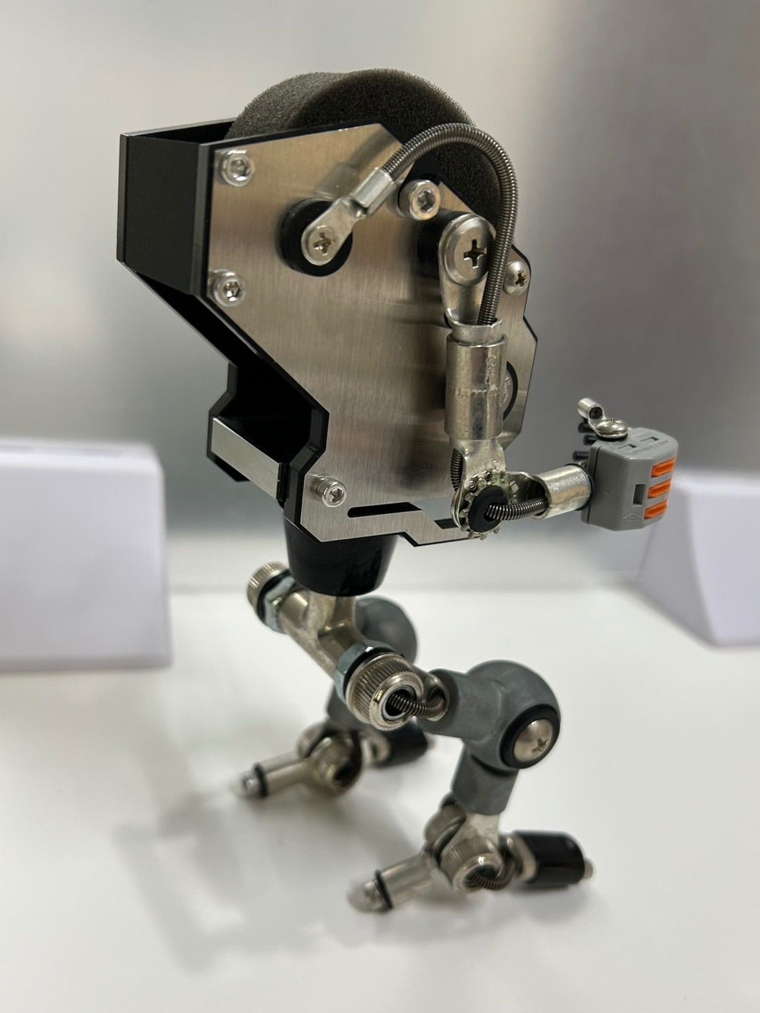 ウォッチスタンド