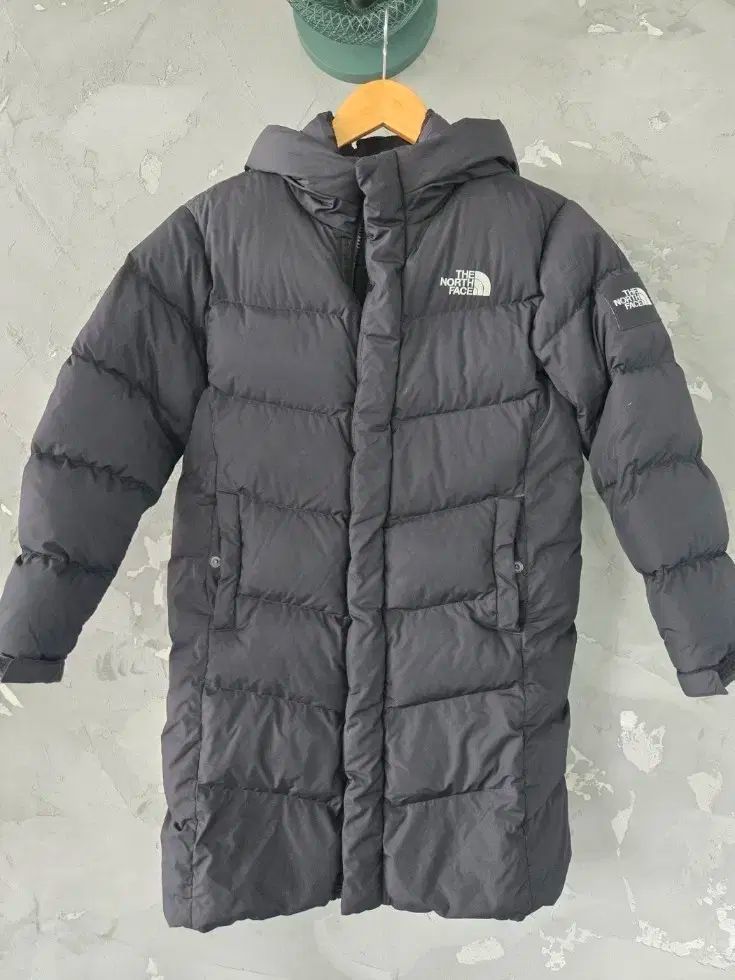 THE NORTH FACE ザノースフェイス ダウンジャケット ロング丈 黒 フード付きダウンコート 150size