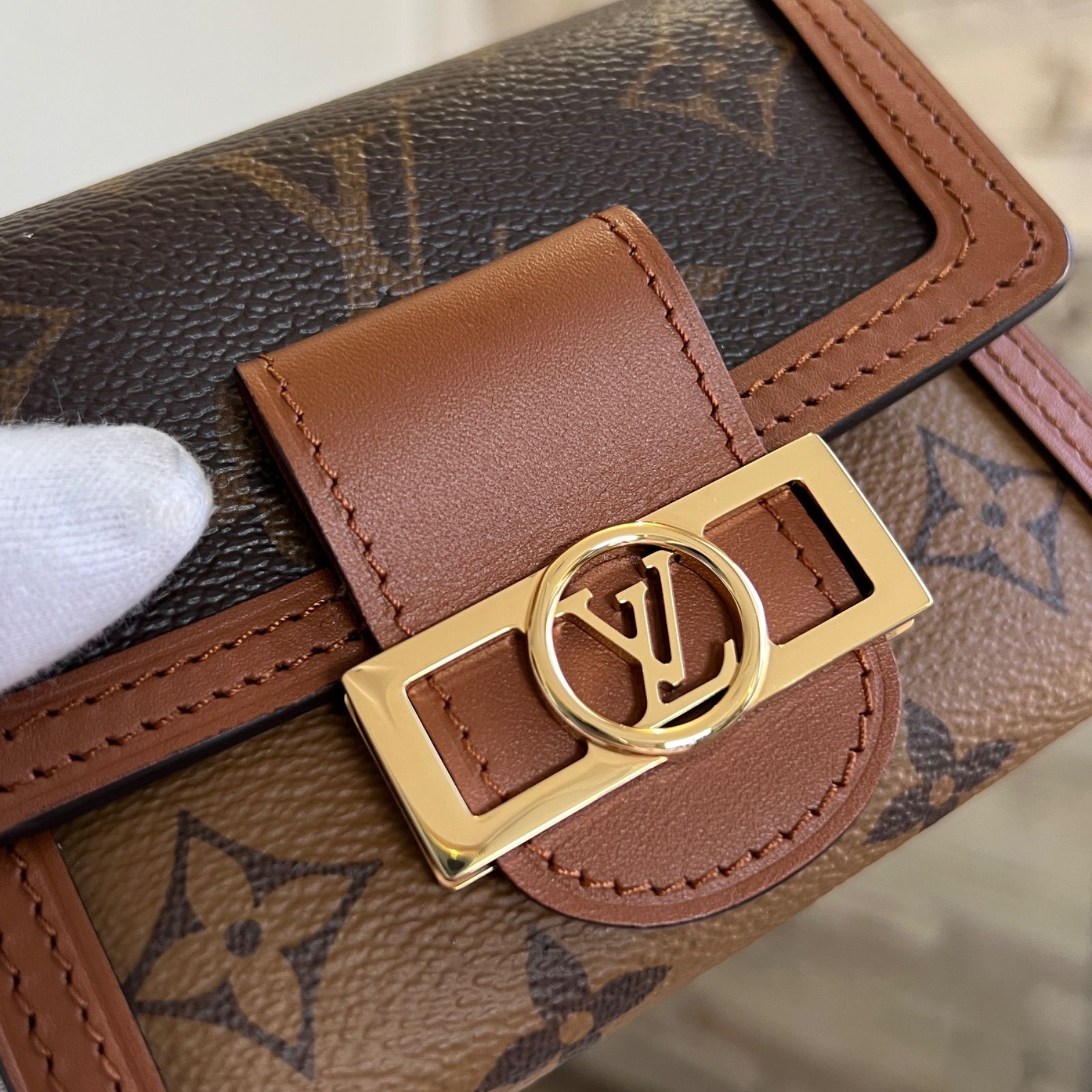 LOUIS VUITTON ポルトフォイユ・ドーフィーヌ コンパクト LOUIS VUITTON ルイヴィトン ポルトフォイユ・ドーフィーヌ