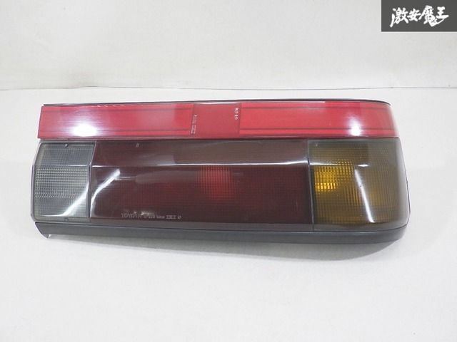 トヨタ純正　ae86 テールランプ　3ドア　トレノ　後期　ガーニッシュセット トヨタ(純正) 後期トレノ用リアガーニッシュ & テールレンズ