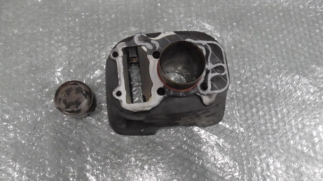 ドラッグスター250 VG05J-005xxx の シリンダーピストン 2 1758677203