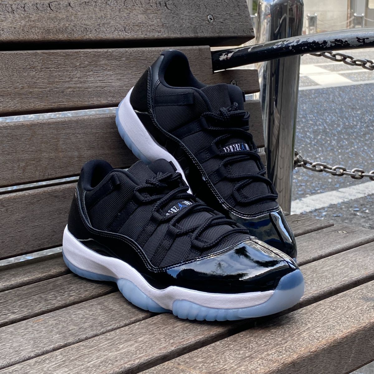 伝説のスペースジャム仕様 NIKE ナイキ Air Jordan11 Low Space Jam ジョーダン11 パテント (AJ119) - メルカリ