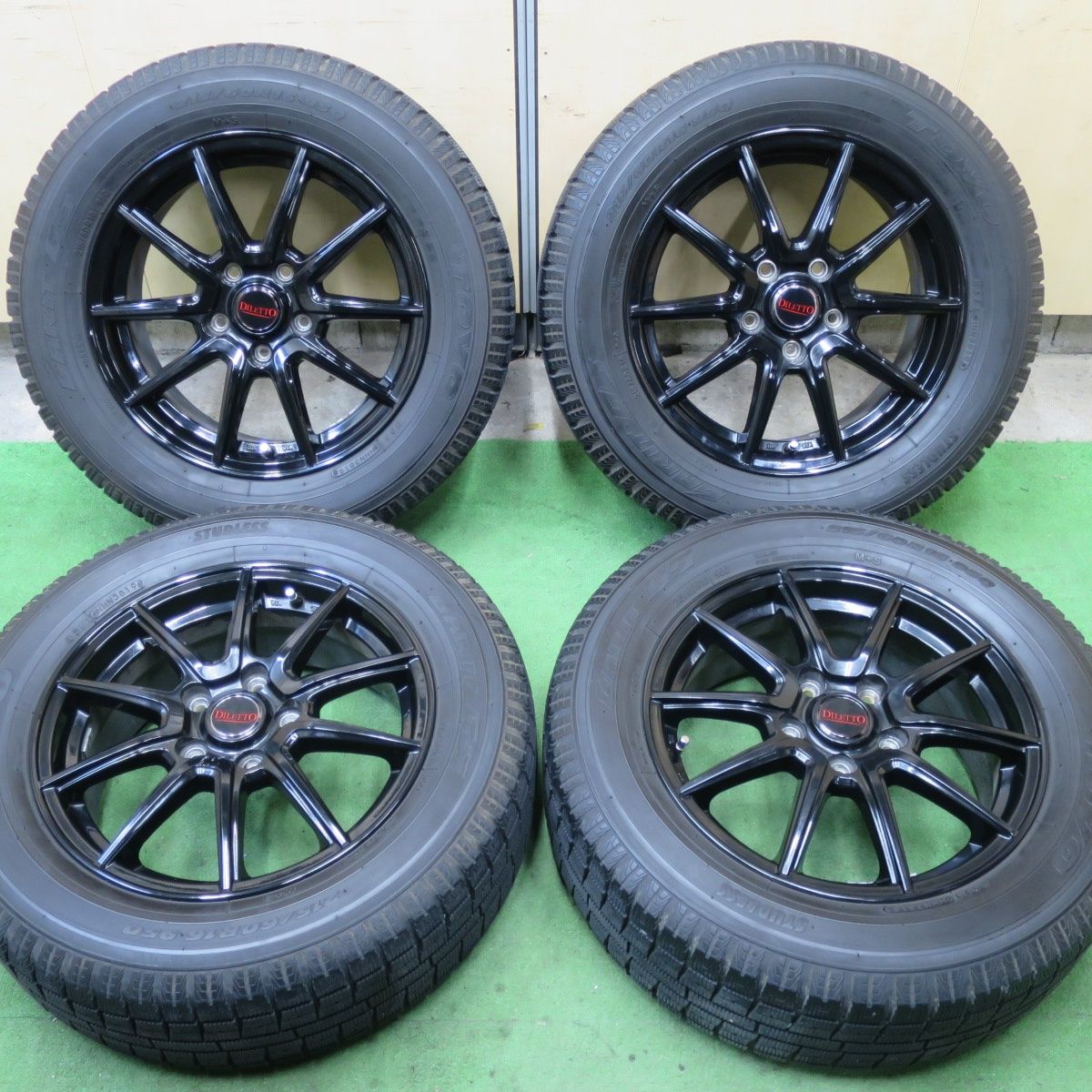 バリ溝 キレイ 9.5分 スタッドレス 215|60R16 トーヨー ガリット G5 DILETTO ディレット 16インチ PCD114.3|5H 5052802TTス
