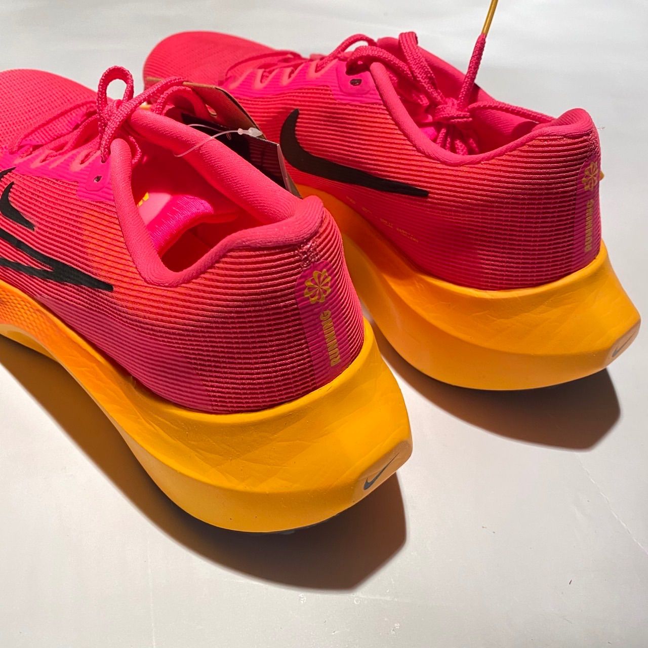 ナイキ ズームフライ5 ピンク27.5cm NIKE マックスフライ27.5cm ピンク