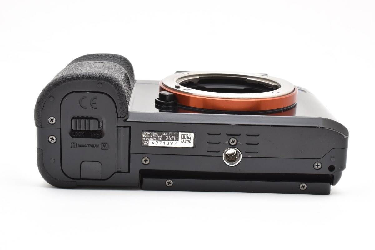 ☆美品☆ ソニー SONY α7S ILCE-7S ボディ ミラーレス一眼カメラ