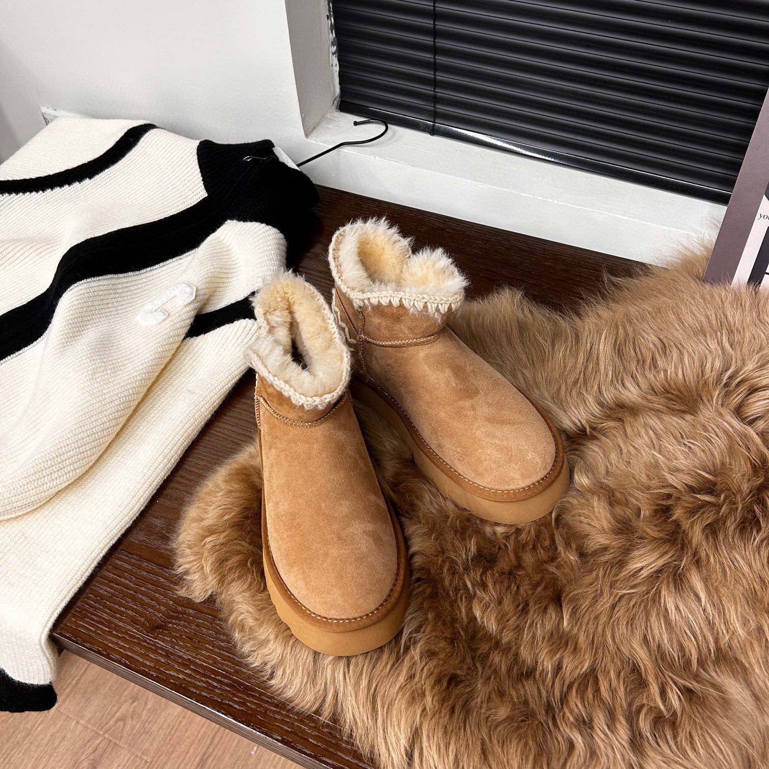 箱付 UGG アグ レディース ブーツ 大人気極美品 03 - メルカリ