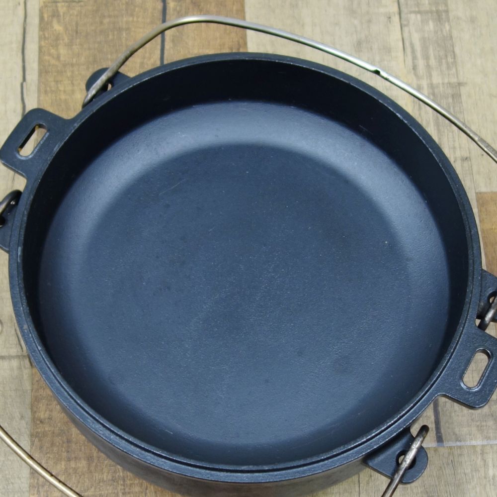 ダッチオーブン 26