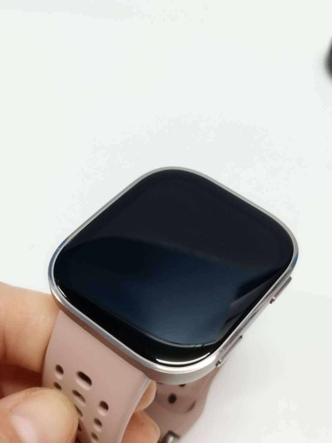 A2435 スマートウォッチ