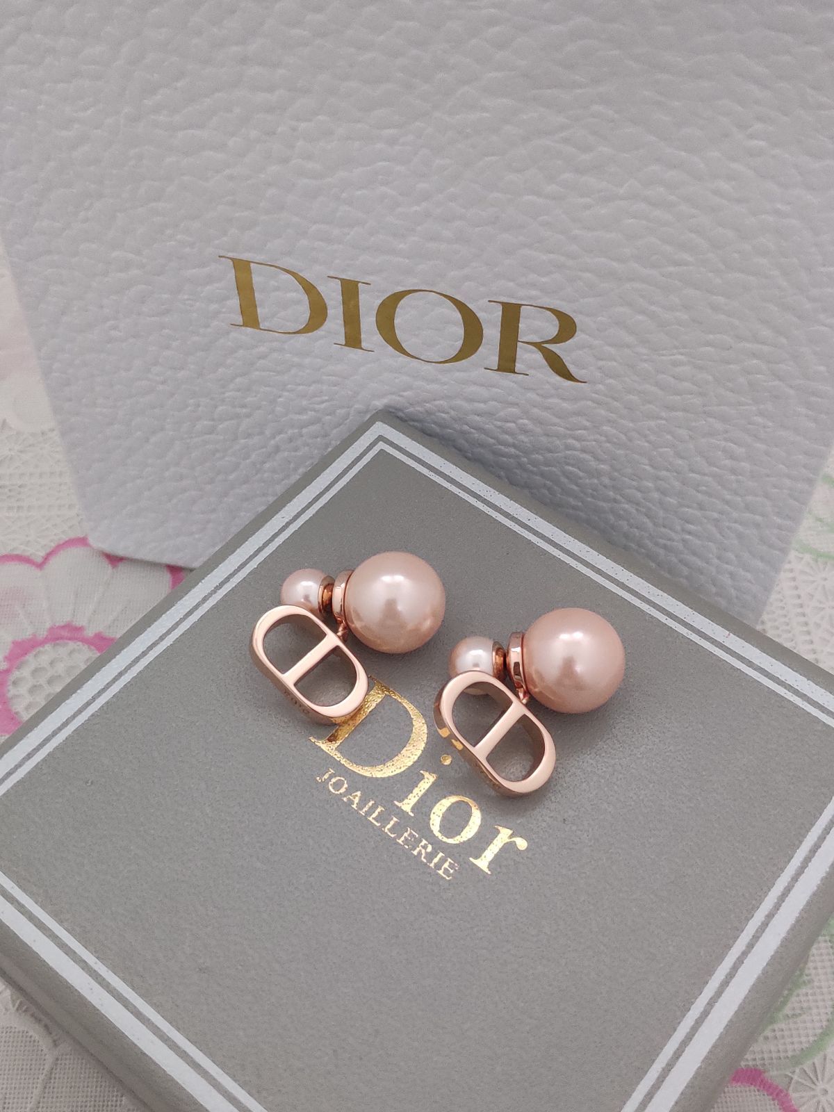 Dior・クリスチャンディオール パールピアスCDロゴ超人気美品