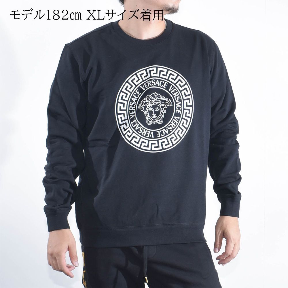 【関税込み】Versace タン アップリケ スウェットシャツ VersaceJeansCouture ブラック ロゴアップリケスウェットシャツ