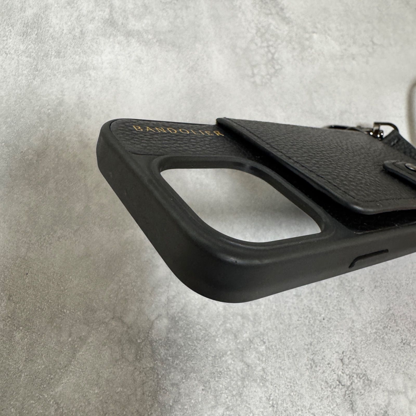 MILA MagSafe