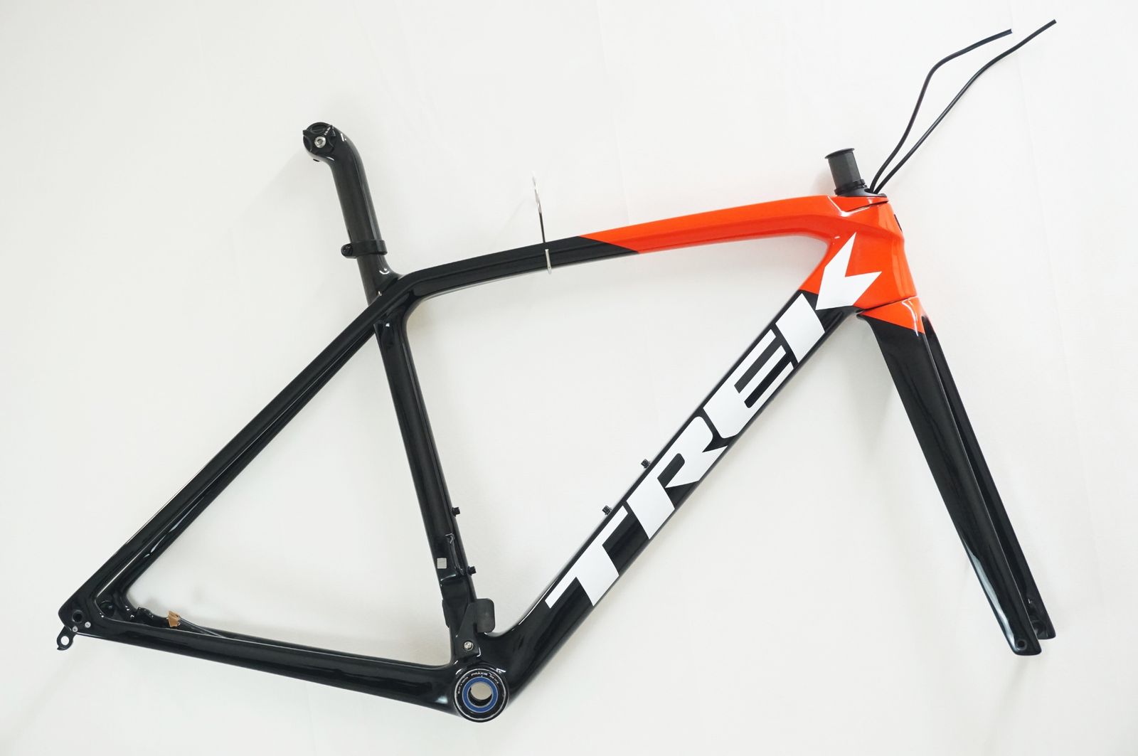 TREK 「トレック」 EMONDA SL 6 DISC PRO 2022年モデル フレーム
