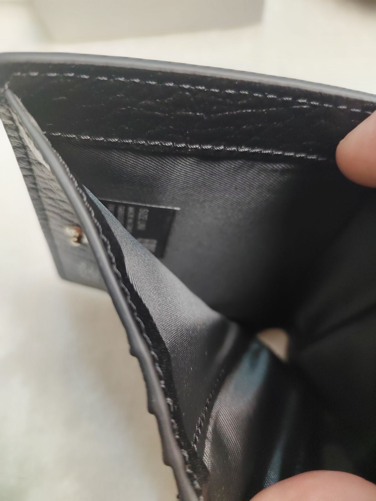 二つ折り財布 コンパクト財布