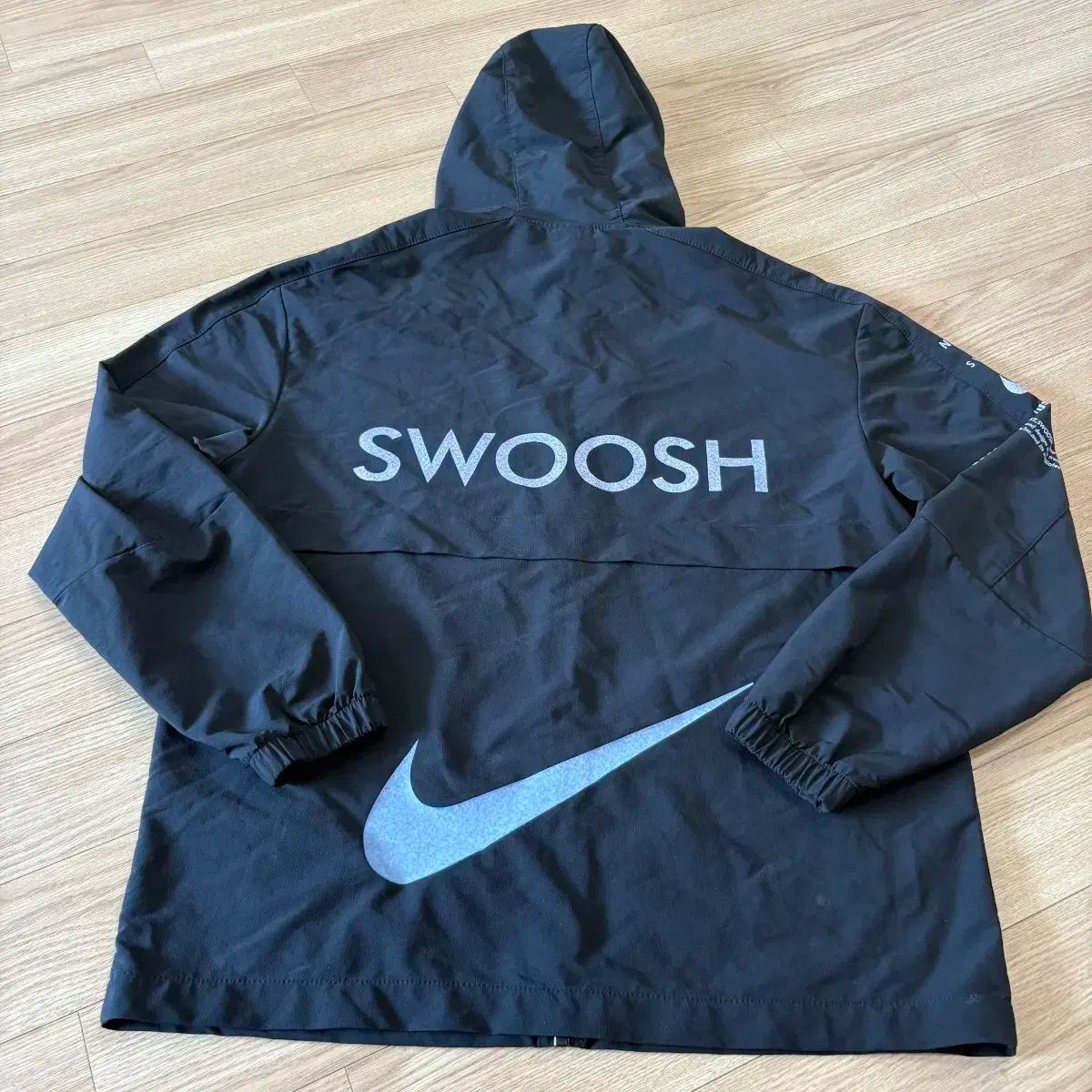 NIKE ナイキ ビッグスウォッシュ アノラックパーカー XL ブラック NIKE アノラックパーカー 刺繍ロゴ スウォッシュ ハーフジップ