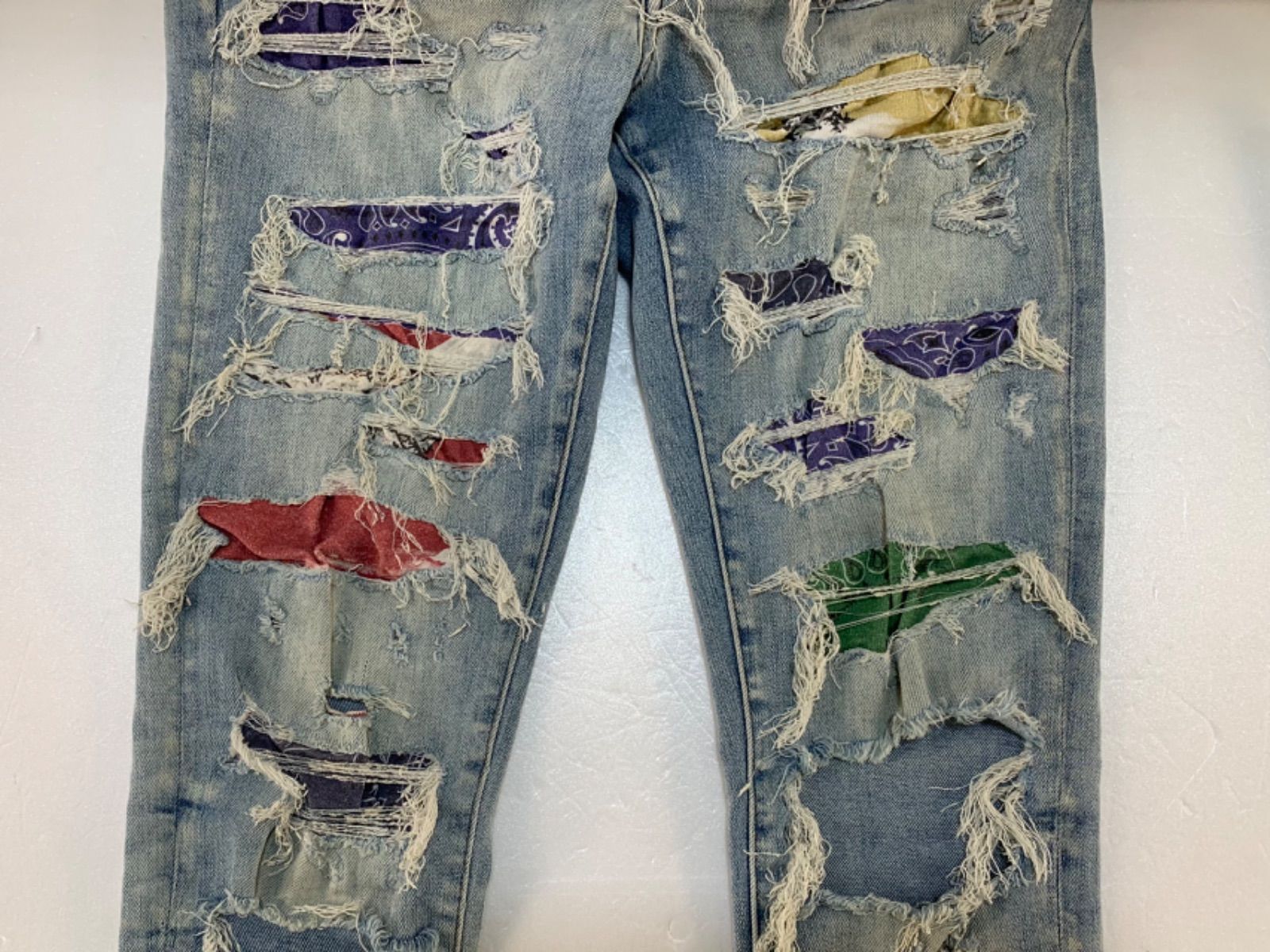 ☆美品 AMIRI アミリ ダメージジンズ ジーパン デニム ダメージ ☆美品 AMIRI アミリ ダメージジンズ ジーパン デニム ダメージ