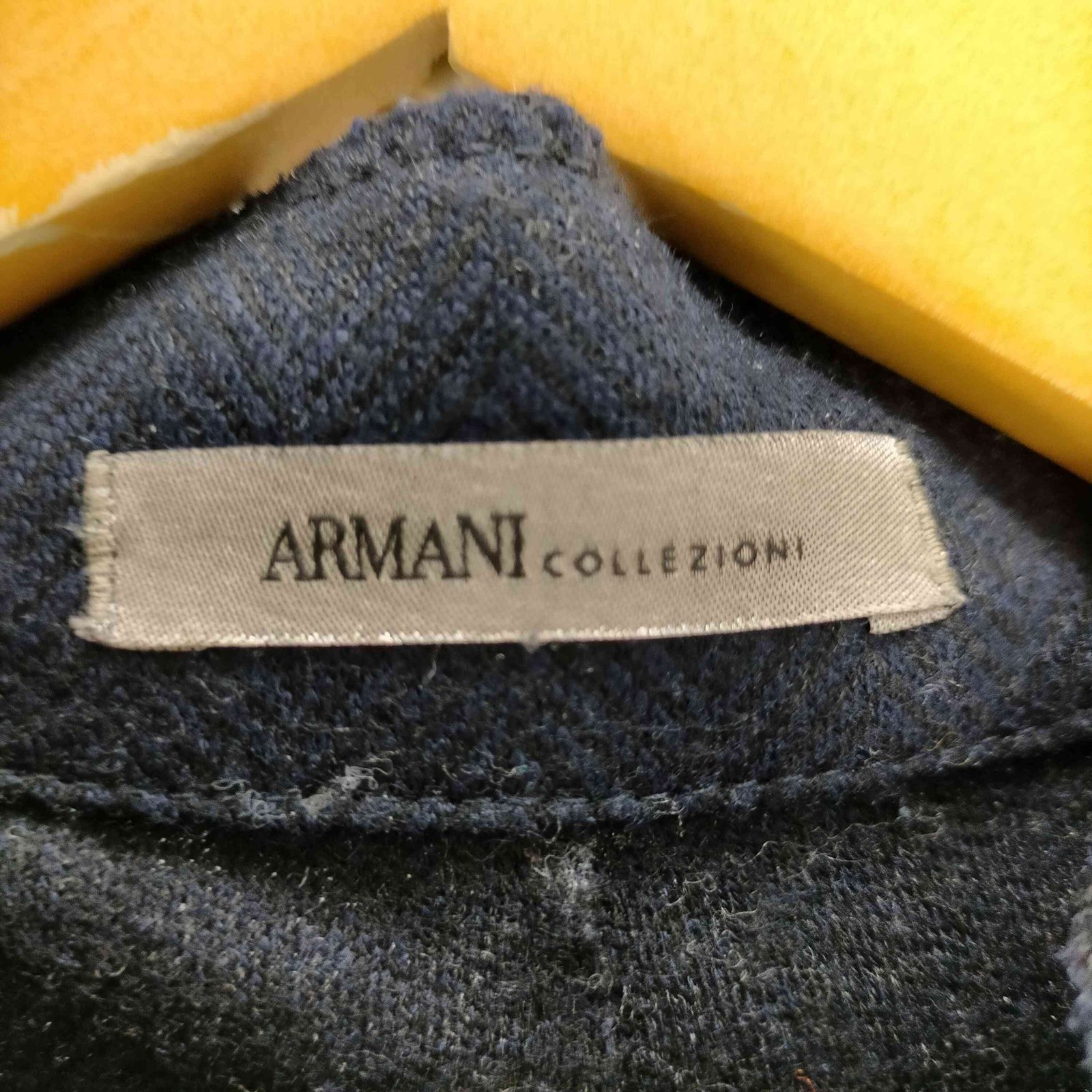 アルマーニコレツィオーニ ARMANI COLLEZIONI ウールスタンド