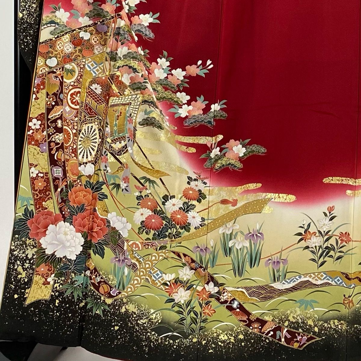 振袖 身丈162cm 裄丈67cm M 袷 御所車 几帳 金糸 金銀彩 赤 正絹
