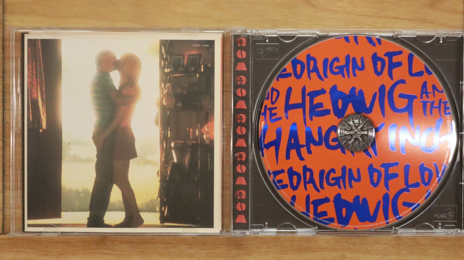廃盤 帯付き CD ヘドウィグ・アンド・アングリーインチ ライヴ・アルバム Amazon.co.jp: ヘドウィグ・アンド・アングリー・インチ