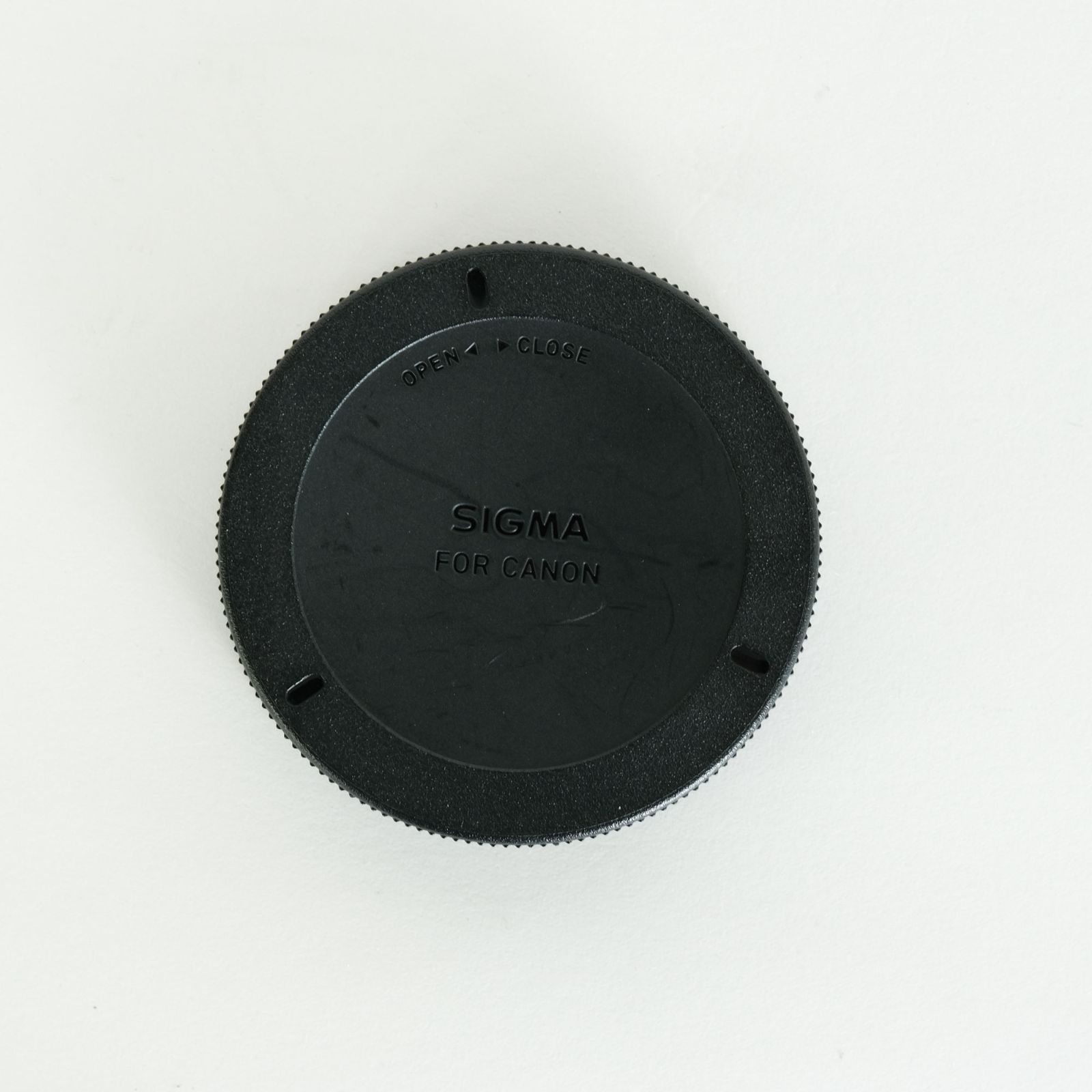 F2.8 DG