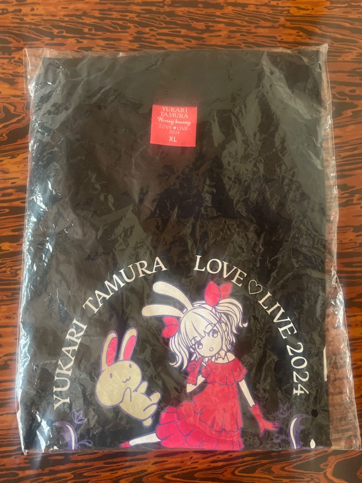 田村ゆかり LOVE♡LIVE 2024 *Honey bunny* Tシャツ ブラック(ピンク 