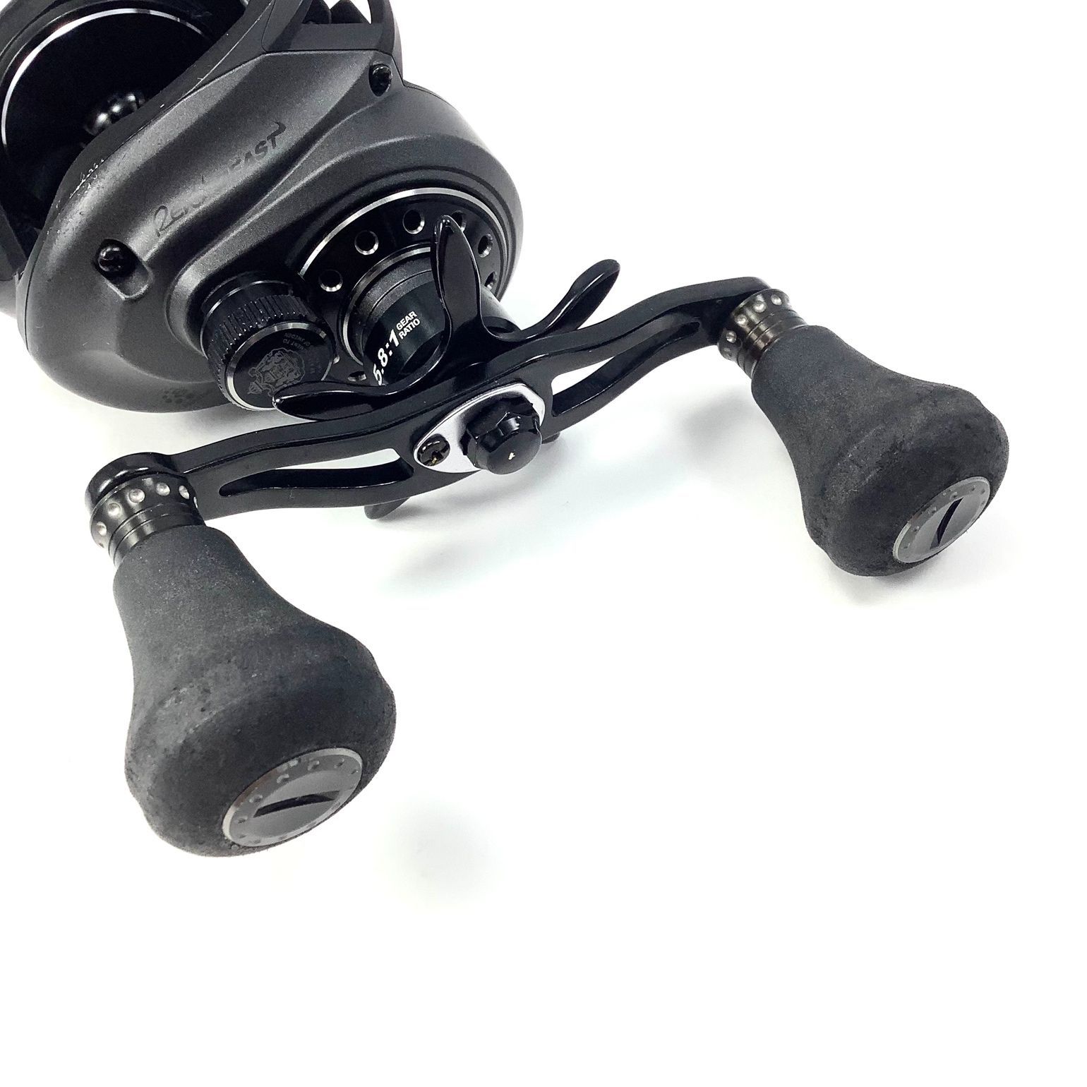 1)【中古】【送料無料】アブガルシア REVO BEAST 40 右巻き