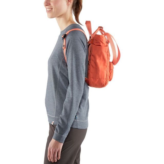 FJALLRAVEN ◆ カンケントートパック バックパック Desert Brown Amazon.com: Fjällräven Kånken Totepack Desert Brown One Size