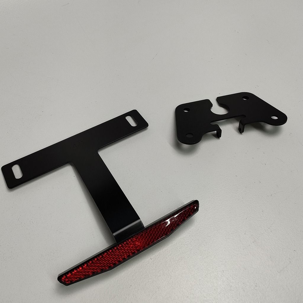 アクティブ ライセンスプレートホルダー ヤマハ MT-10 Q5K-ATV-Y82-289 BRIGHTFACE_UK