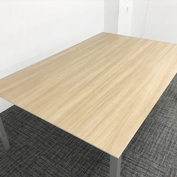 ミーティングテーブル