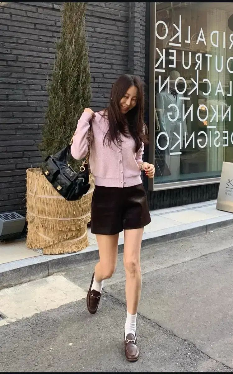 チークラベル ベルリン ショーツ ブラウン-モカムース