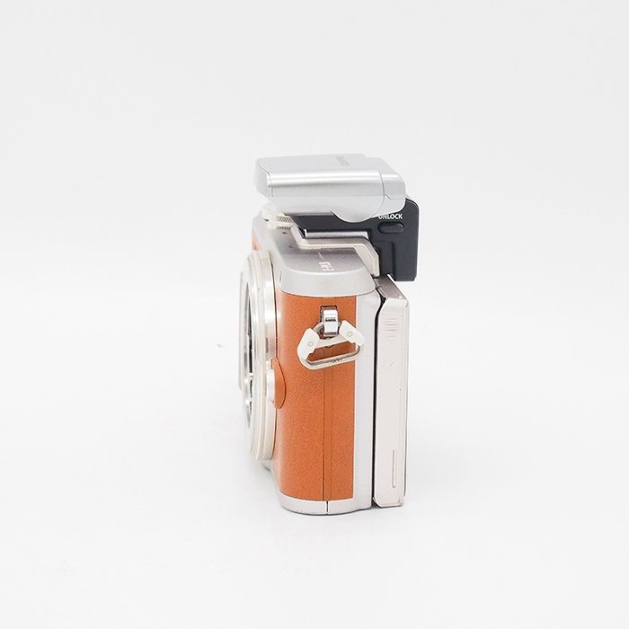 中古】(オリンパス) OLYMPUS E-PL8 ブラウン ※ボディ・バッテリーノミ  