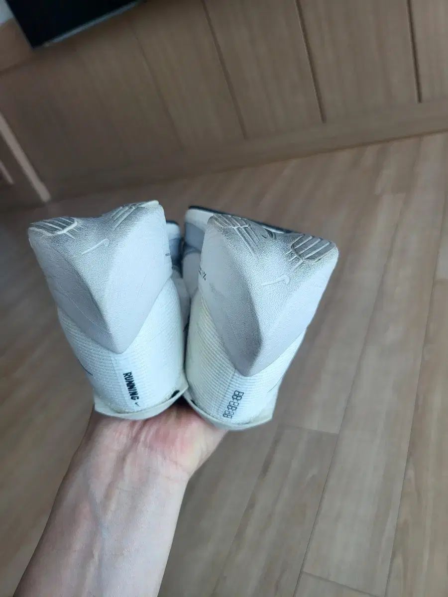 NIKE ナイキ