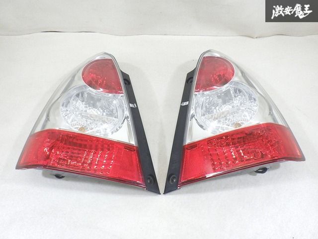 【割れ無し!! ストア出品！】 スバル 純正 SG5 フォレスター 2007年 テールライト テールランプ 左右 KOITO 220-20892 棚2F-P-1