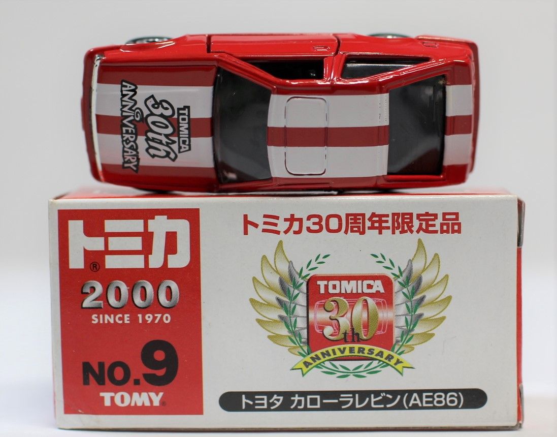 USED トミカ 赤箱 30周年限定品No.9 トヨタ カローラ レビン(AE86